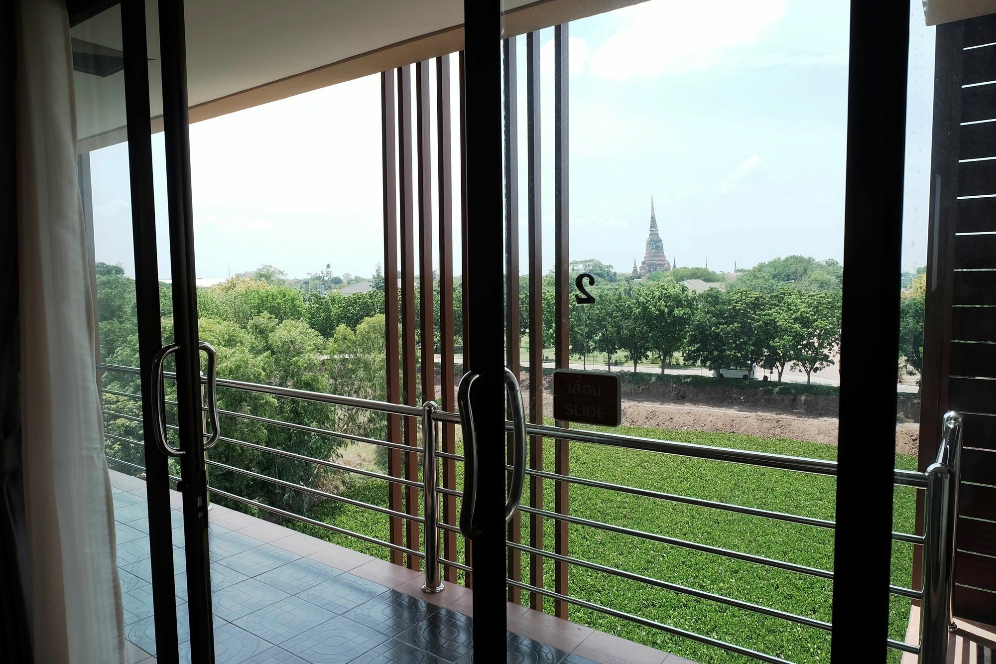 Hotel Onvara Place Phra Nakhon Si Ayutthaya Exterior foto